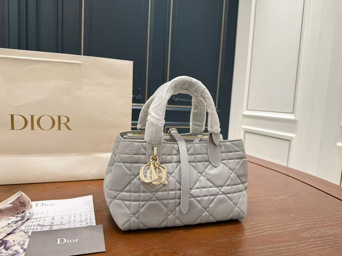 Serenityll™ 2001130 Luxury Bag